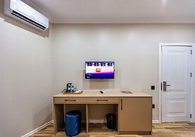 Hillside City Center Hotel