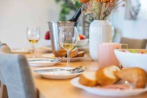 PEACE OF REST  SHIRAHAMA