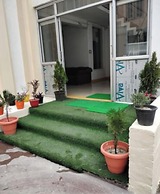 Goroomgo Lotus Srinagar