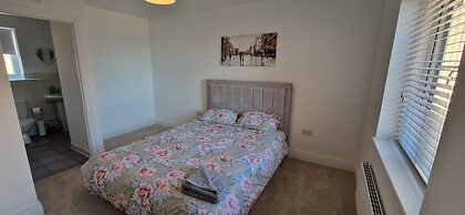 Brand new Entire 4-bed House in Peterborough