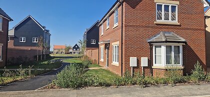 Brand new Entire 4-bed House in Peterborough