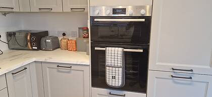 Brand new Entire 4-bed House in Peterborough