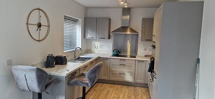 Brand new Entire 4-bed House in Peterborough