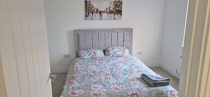 Brand new Entire 4-bed House in Peterborough