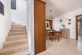 VILA KIOTARI FORMER VILA AVRA