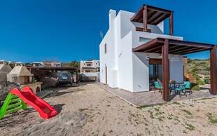 VILA KIOTARI FORMER VILA AVRA