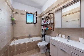 VILA KIOTARI FORMER VILA AVRA