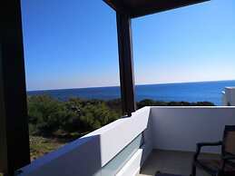 VILA KIOTARI FORMER VILA AVRA