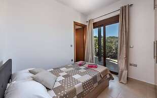 VILA KIOTARI FORMER VILA AVRA