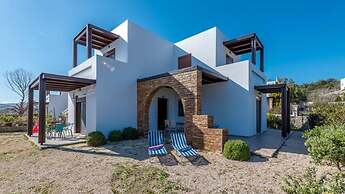 VILA KIOTARI FORMER VILA AVRA