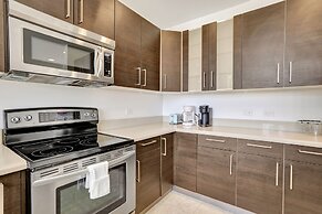 Deerfield Condo Suites by Opus