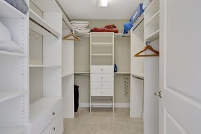 Deerfield Condo Suites by Opus