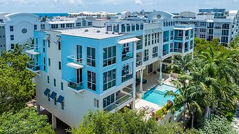 Deerfield Condo Suites by Opus