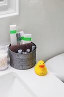 The Lazy Duck Inn