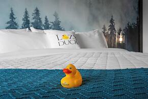 The Lazy Duck Inn