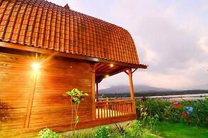 Villa Kedisan Lake View Kintamani