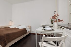 Old Town Apartment Piwna by Renters