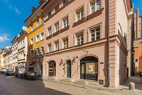 Old Town Apartment Piwna by Renters
