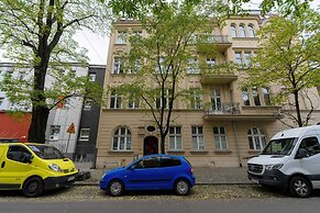 Studio Gasiorowskich8 by Renters