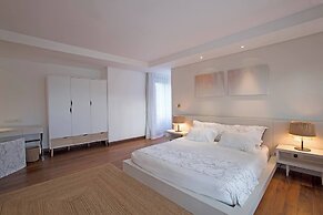 5 Bedroom Luxury Villa at Belle Riviere Residence