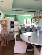 5 Bedroom Luxury Villa at Belle Riviere Residence