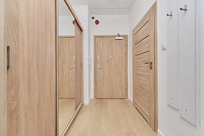 Airport Wrocław Apartment by Renters
