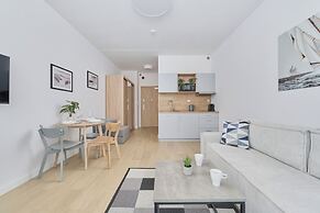 Airport Wrocław Apartment by Renters
