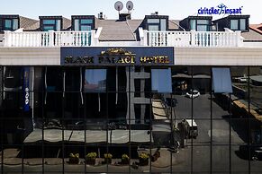 BLACK PALACE HOTEL