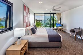 Waves 2 - Ocean views with buggy