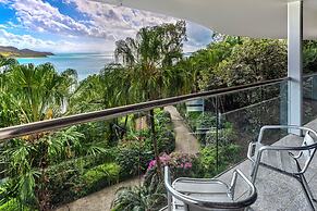 Waves 2 - Ocean views with buggy