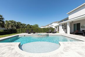 Magic Villa in Kissimmee with Private Pool