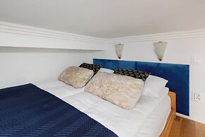 Unique Studio With Mezzanine by Renters