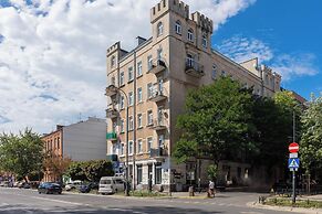 Unique Studio With Mezzanine by Renters