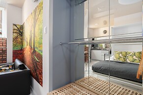 Studio on Dluga Street by Renters