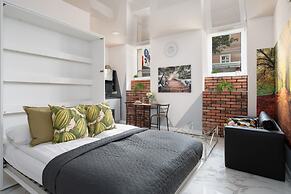 Studio on Dluga Street by Renters