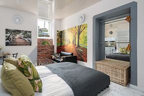 Studio on Dluga Street by Renters