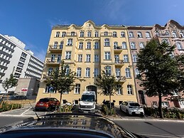 Studio on Dluga Street by Renters