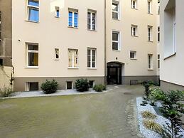 Studio on Dluga Street by Renters