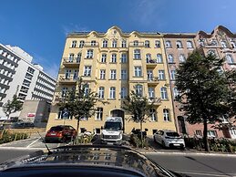 Studio on Dluga Street by Renters