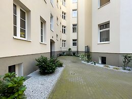 Studio on Dluga Street by Renters