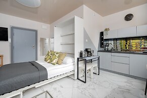 Studio on Dluga Street by Renters