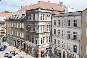 Old Town Apartment Garncarska by Renters