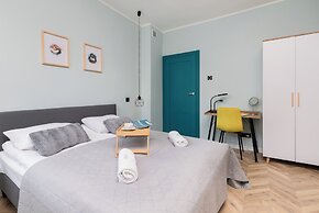 Old Town Apartment Garncarska by Renters