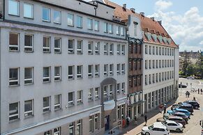 Old Town Apartment Garncarska by Renters