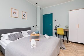 Old Town Apartment Garncarska by Renters