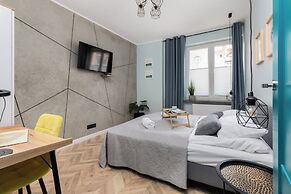 Old Town Apartment Garncarska by Renters