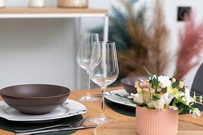 Old Town Apartment Garncarska by Renters