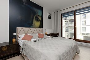 Okrzei Apartment Warsaw Praga by Renters