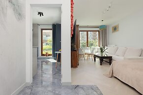 Okrzei Apartment Warsaw Praga by Renters