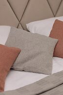 Okrzei Apartment Warsaw Praga by Renters